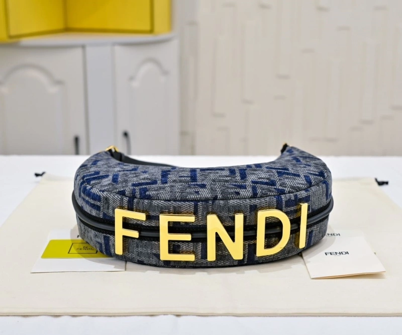Fendi Top Handle Bags 4220D-0495