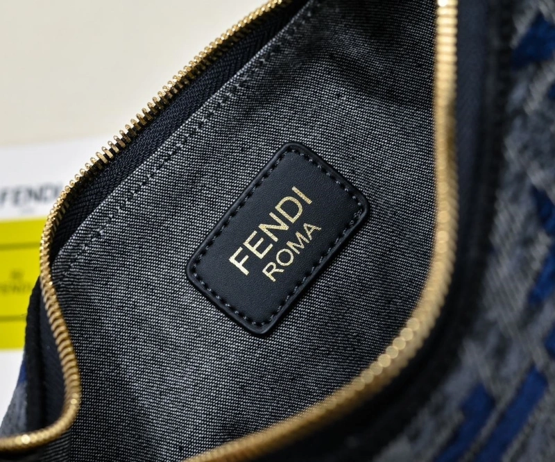 Fendi Top Handle Bags 4220D-0495