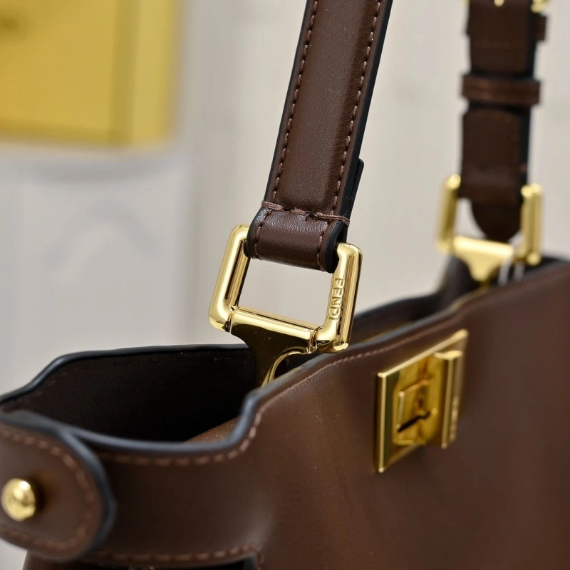 Fendi Top Handle Bags 4220D-0509