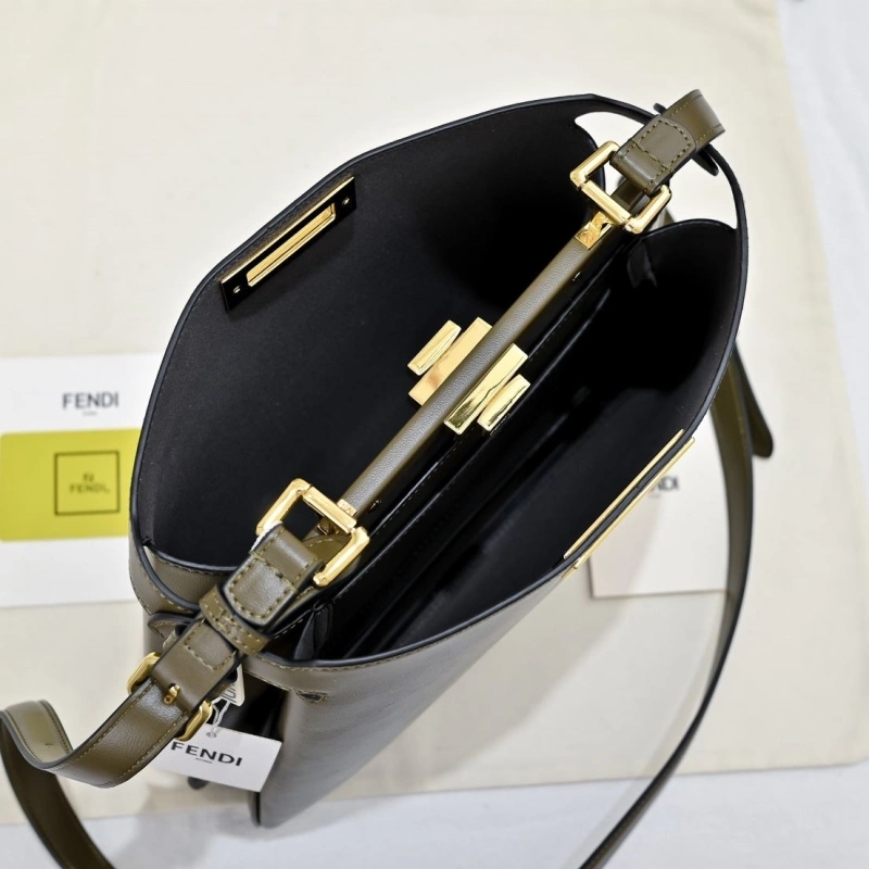 Fendi Top Handle Bags 4220D-0511