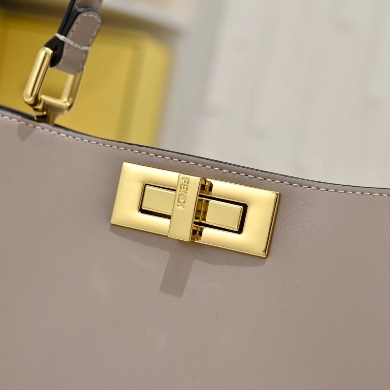 Fendi Top Handle Bags 4220D-0513