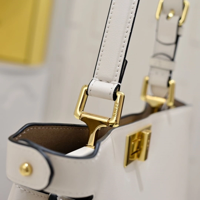 Fendi Top Handle Bags 4220D-0515