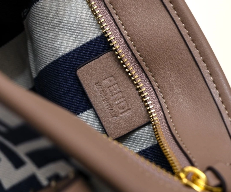 Fendi Shopping Bags 4220D-0516