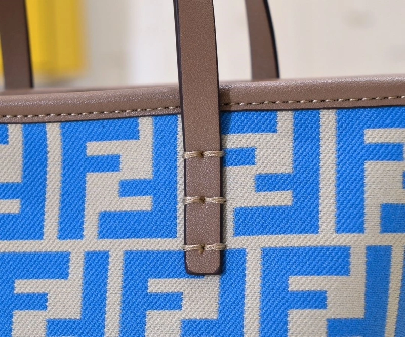 Fendi Shopping Bags 4220D-0518