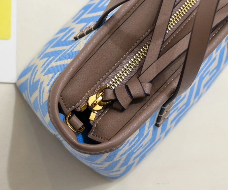 Fendi Shopping Bags 4220D-0518