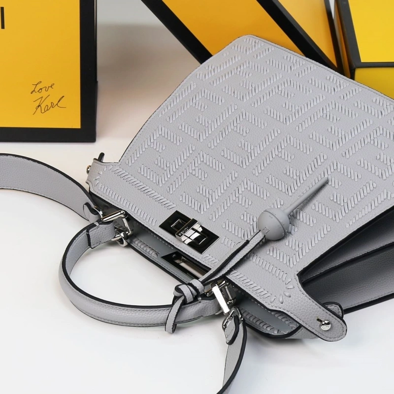 Fendi Top Handle Bags 4220D-0523