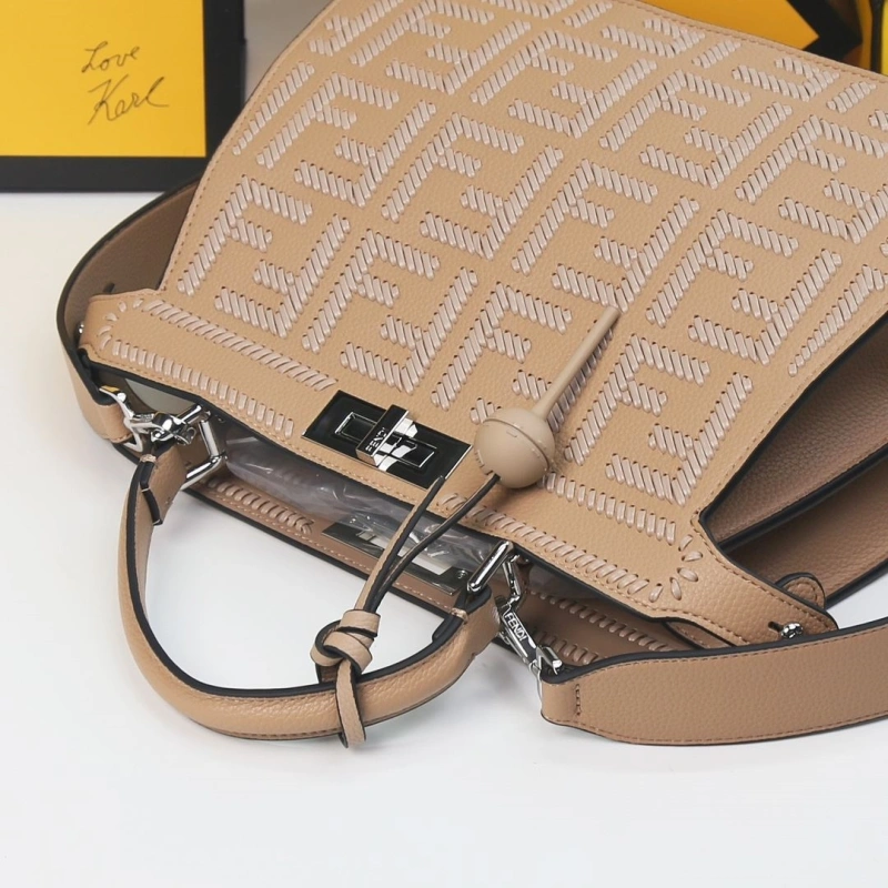 Fendi Top Handle Bags 4220D-0524