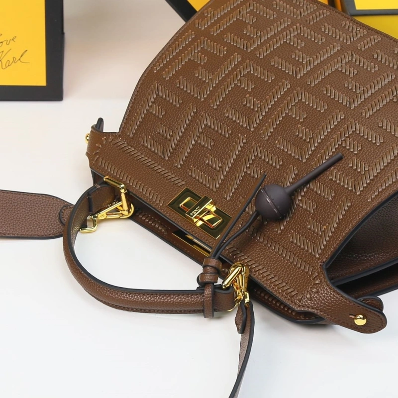 Fendi Top Handle Bags 4220D-0526