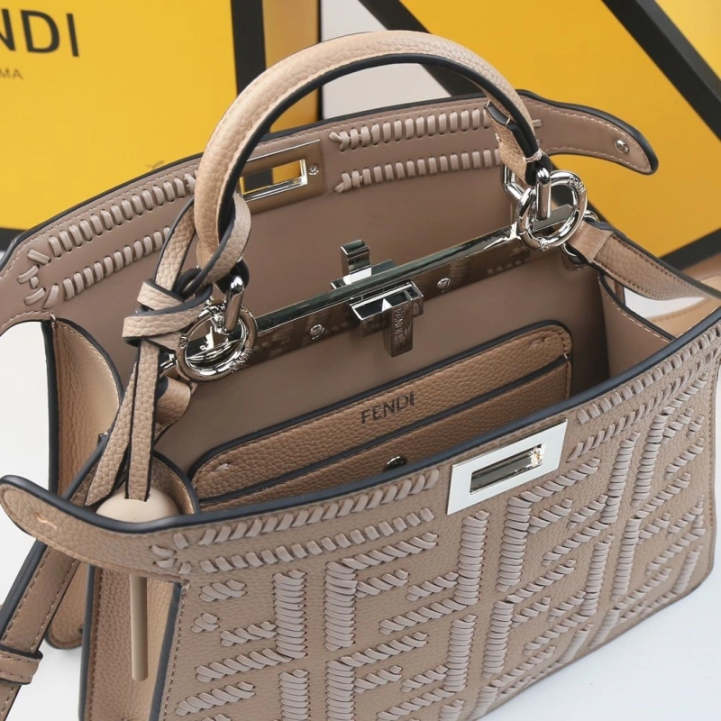 Fendi Top Handle Bags 4220D-0530