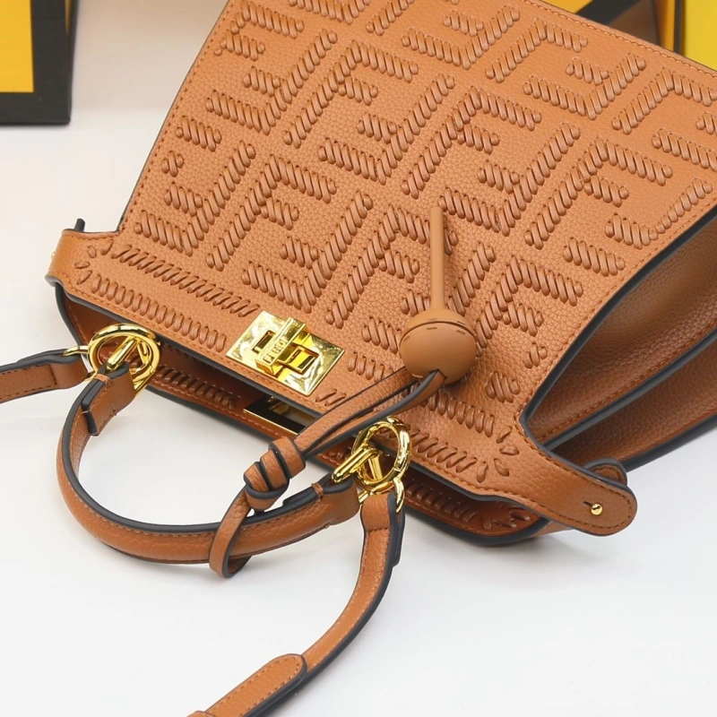 Fendi Top Handle Bags 4220D-0533