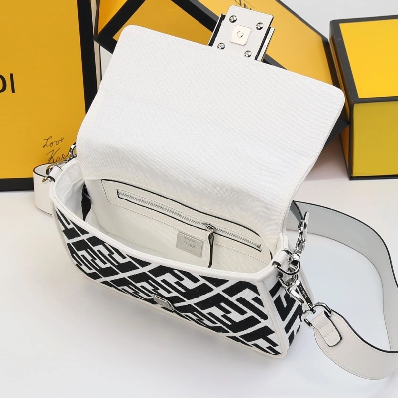 Fendi Baguette Bags 4220D-0535
