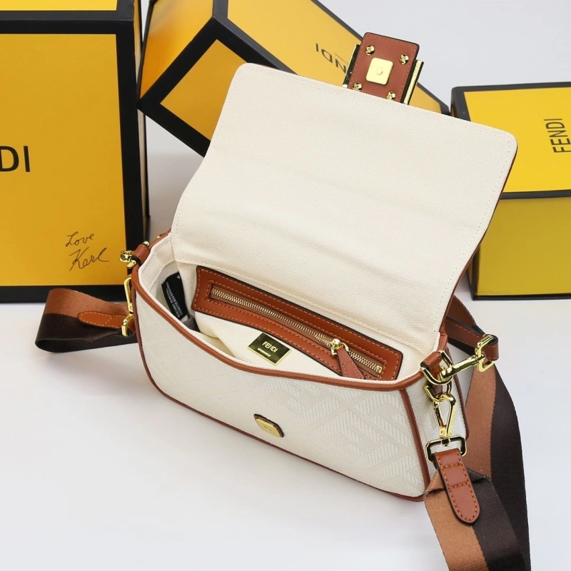 Fendi Baguette Bags 4220D-0536