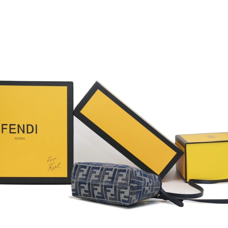 Fendi Top Handle Bags 4220D-0552
