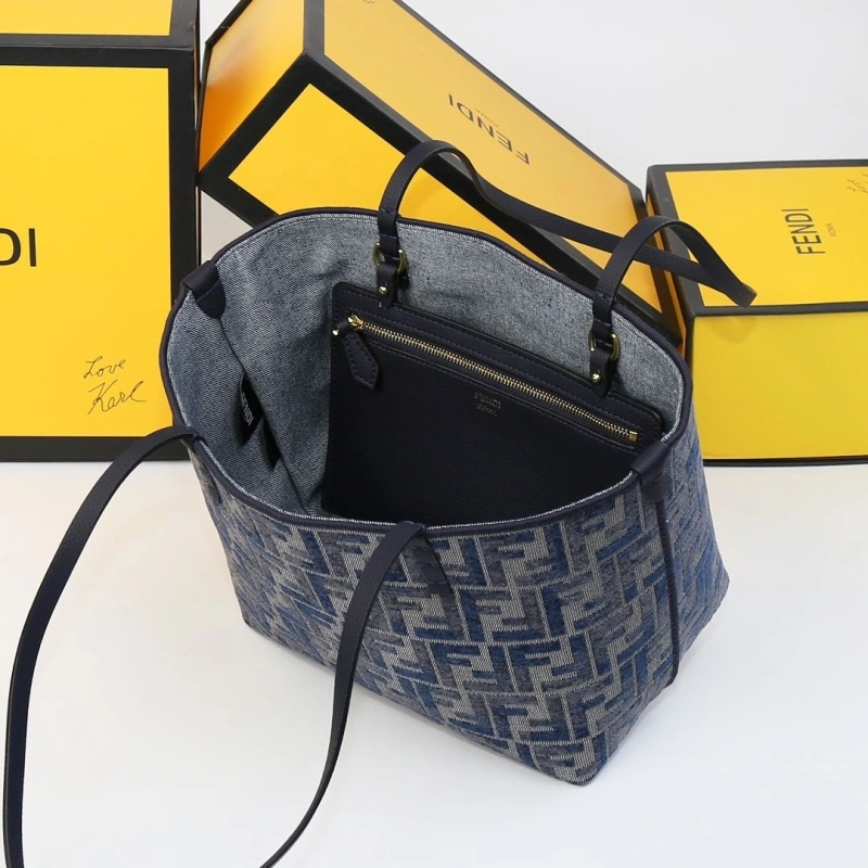 Fendi Shopping Bags 4220D-0553