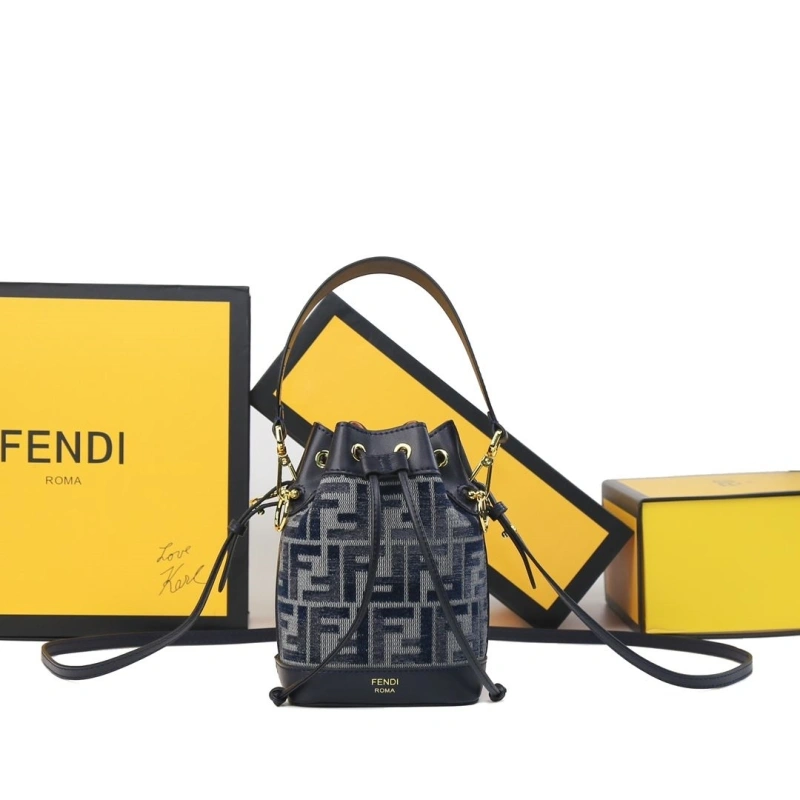 Fendi Bucket Bags 4220D-0556