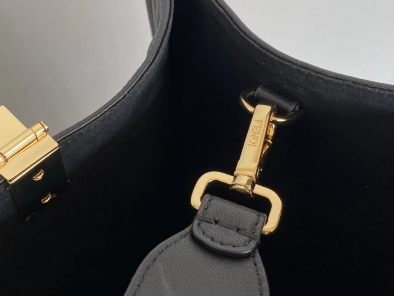 Fendi Shopping Bags 4222C-0052