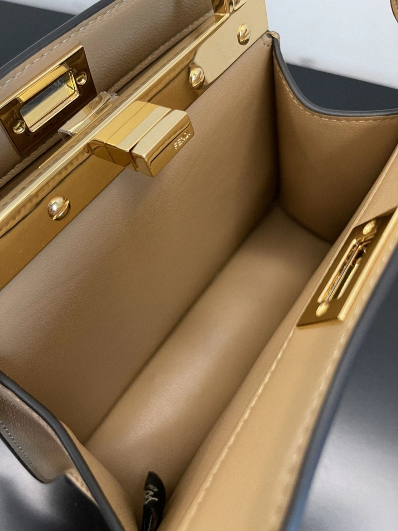 Fendi Top Handle Bags 4222C-0085