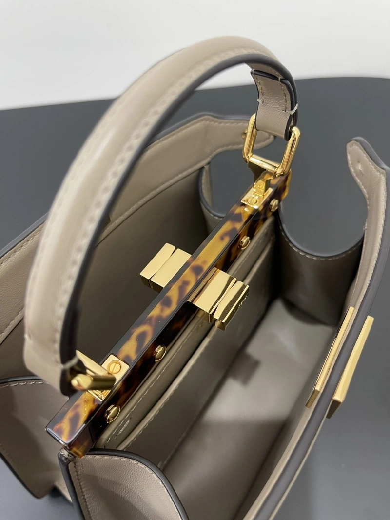 Fendi Top Handle Bags 4222C-0086