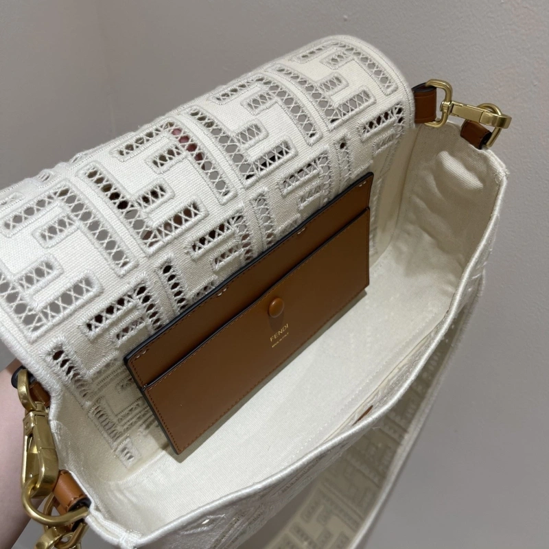 Fendi Baguette Bags 4222C-0110