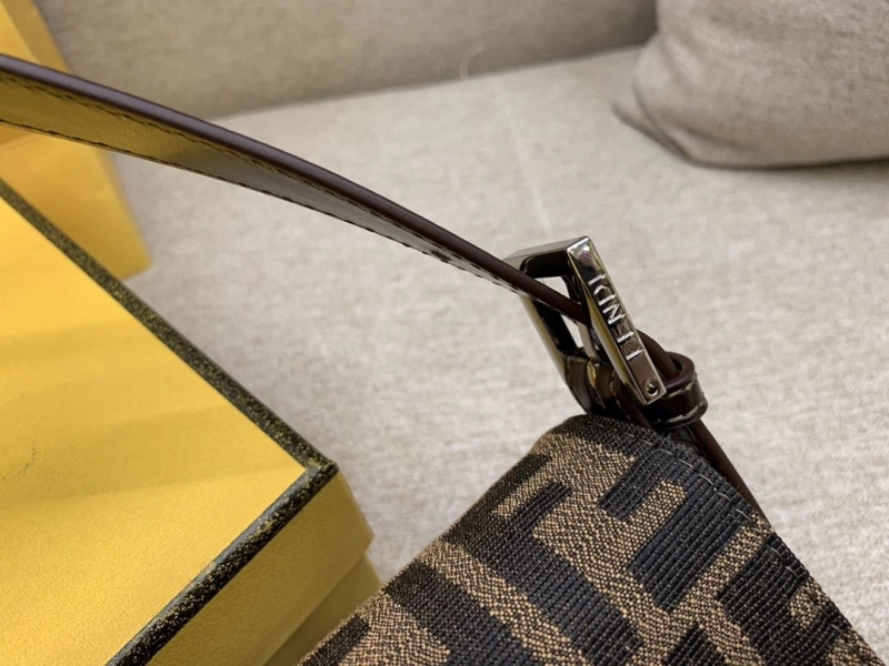 Fendi Baguette Bags 4222C-0114