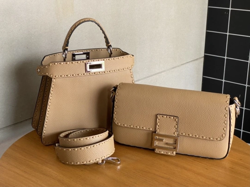 Fendi Top Handle Bags 4222C-0118