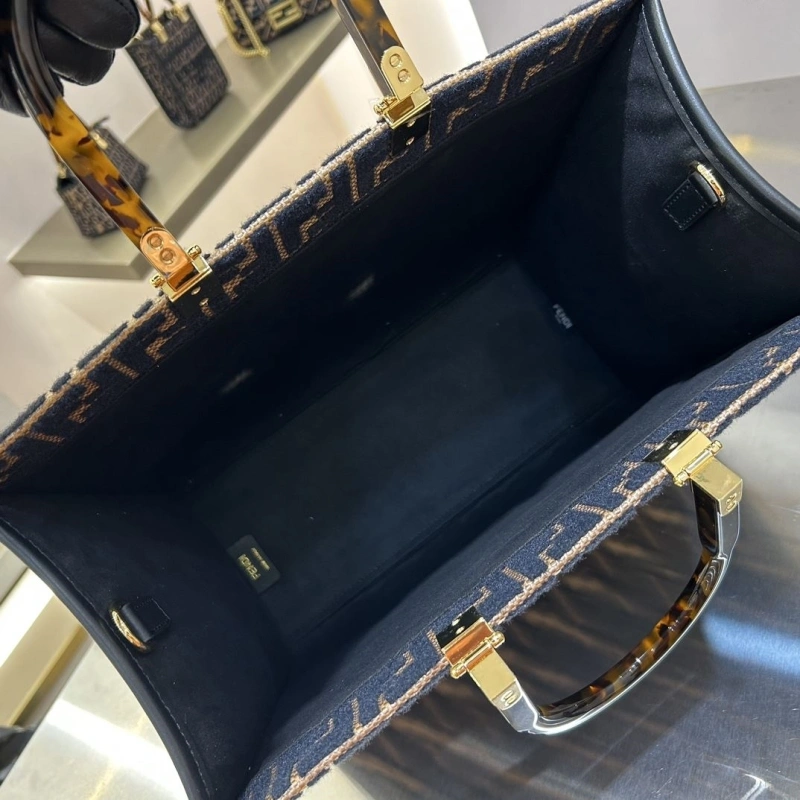 Fendi Shopping Bags 4222C-0133