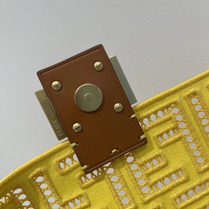 Fendi Baguette Bags 4222C-0135