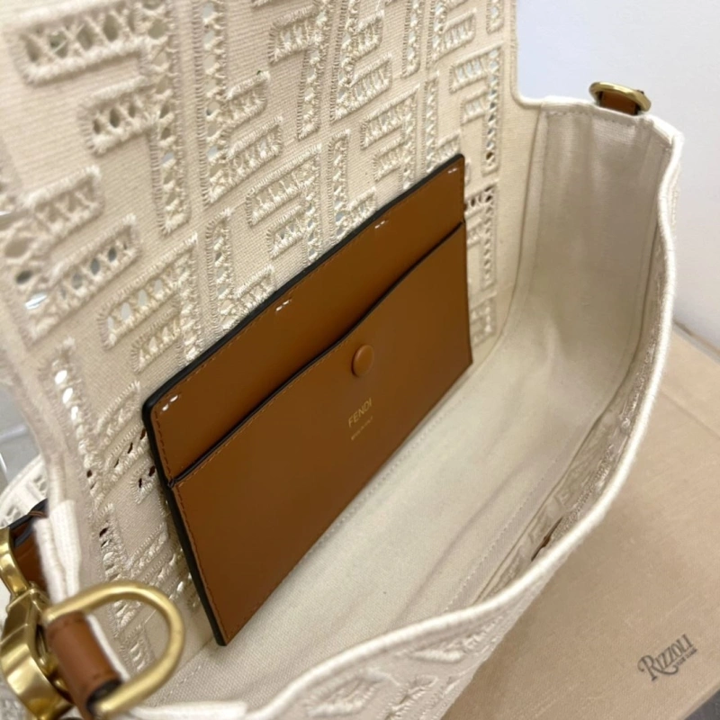 Fendi Baguette Bags 4222C-0136