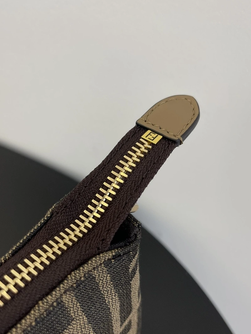 Fendi Satchel Bags 4222C-0138