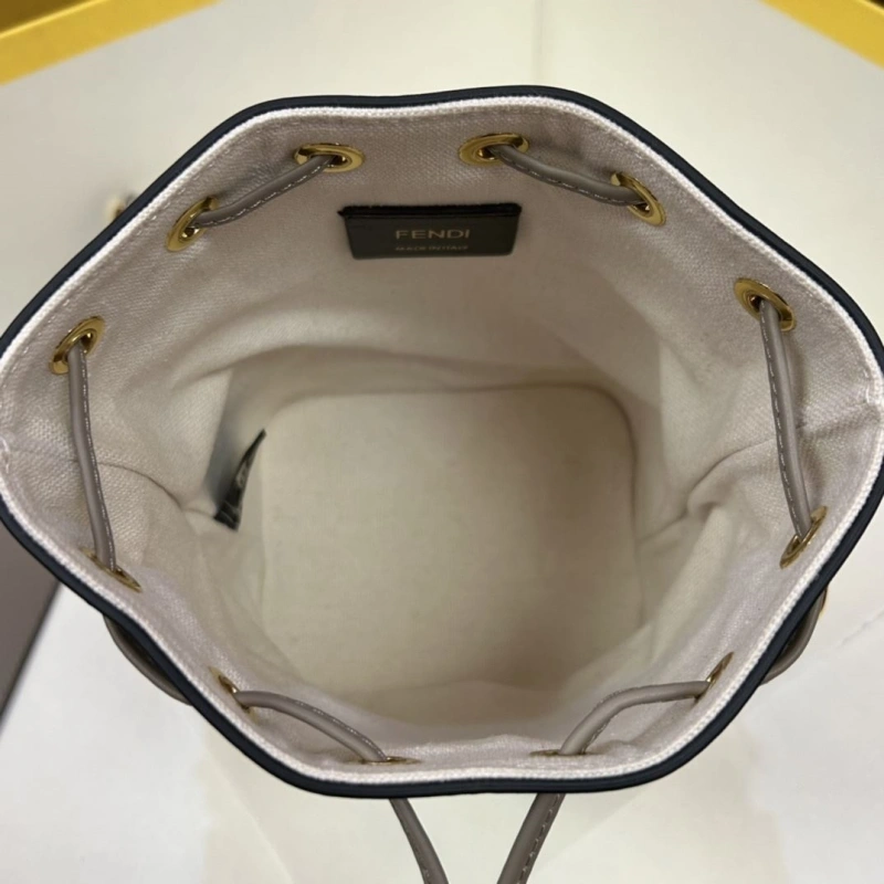 Fendi Bucket Bags 4222C-0139
