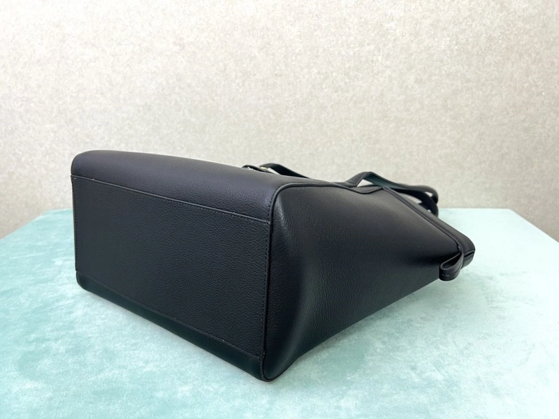 Fendi Shopping Bags 4222C-0145