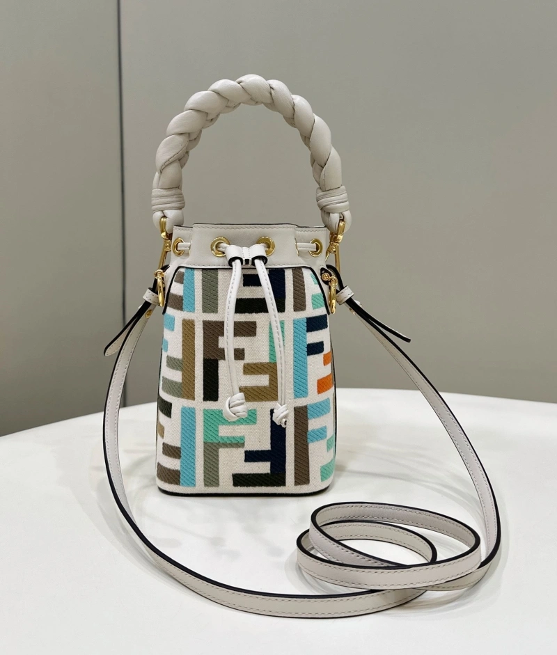 Fendi Bucket Bags 4222C-0152