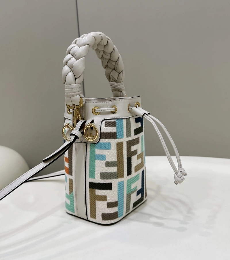 Fendi Bucket Bags 4222C-0152