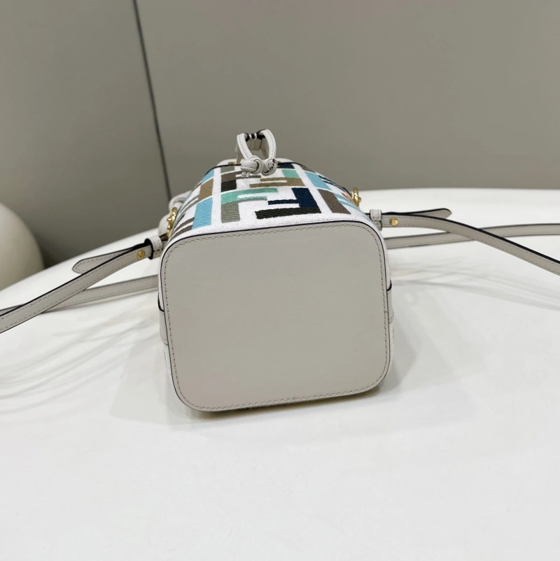 Fendi Bucket Bags 4222C-0152