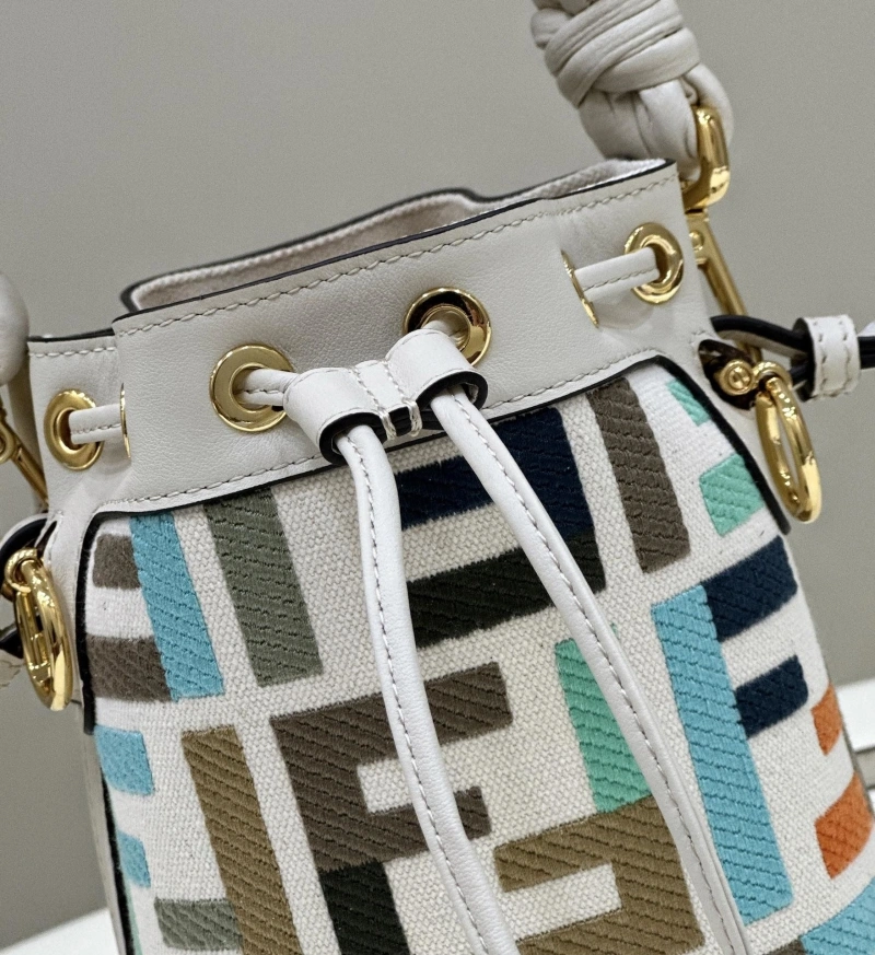 Fendi Bucket Bags 4222C-0152