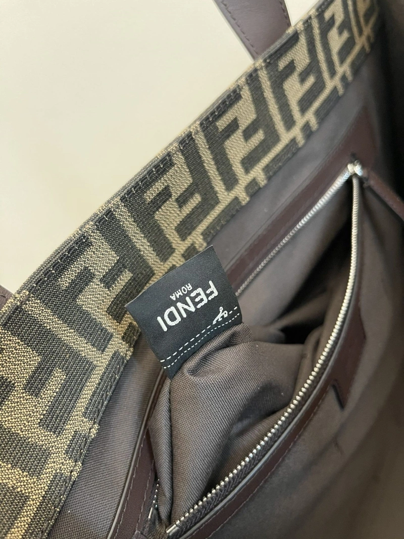Fendi Shopping Bags 4222C-0202