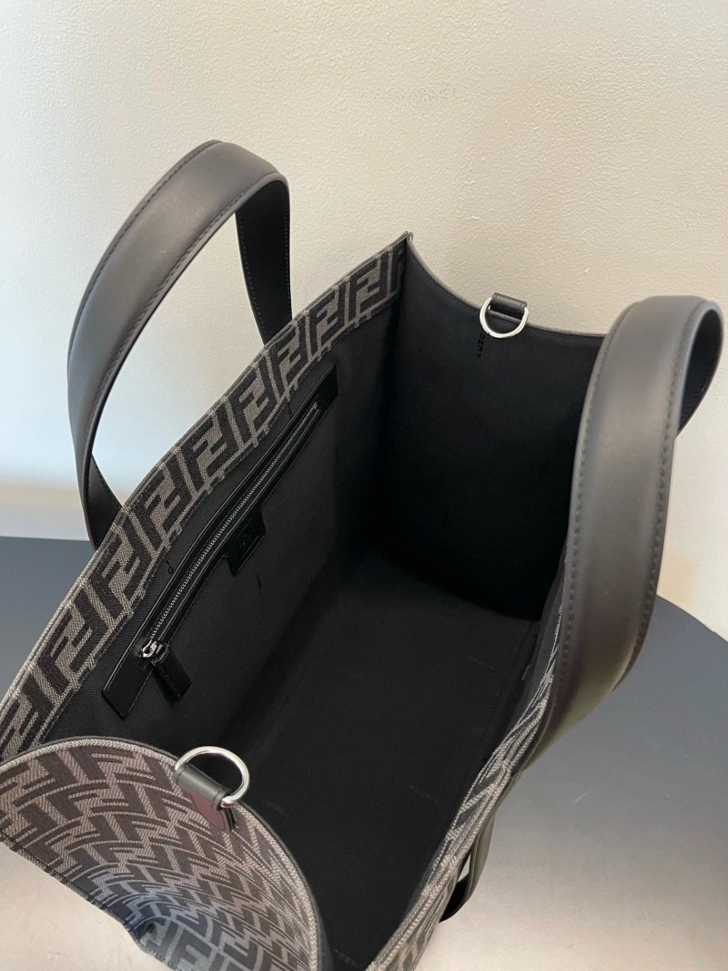 Fendi Shopping Bags 4222C-0203