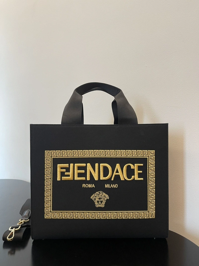 Fendi Shopping Bags 4222C-0204