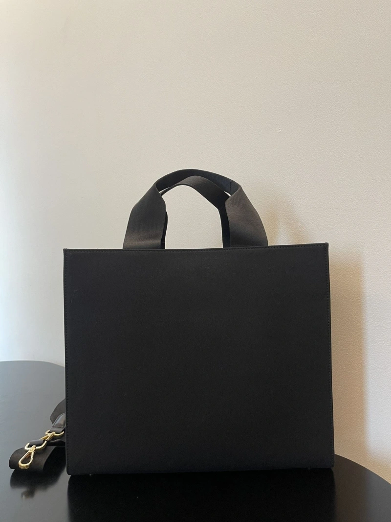 Fendi Shopping Bags 4222C-0204