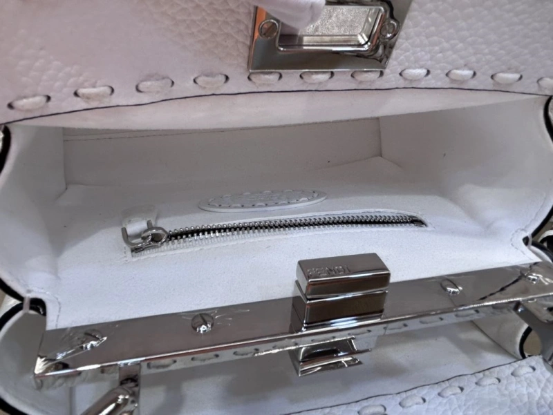 Fendi Top Handle Bags 4222C-0210