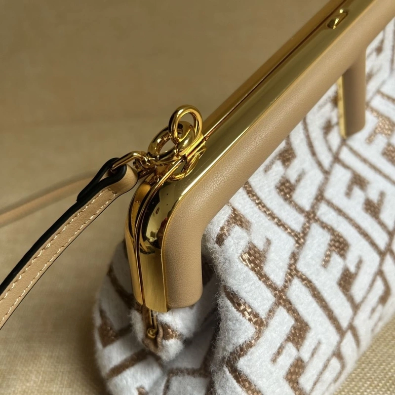 Fendi First Bags 4222C-0253