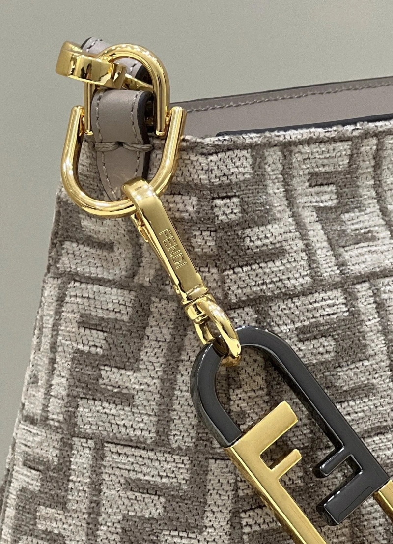 Fendi Top Handle Bags 4222C-0271