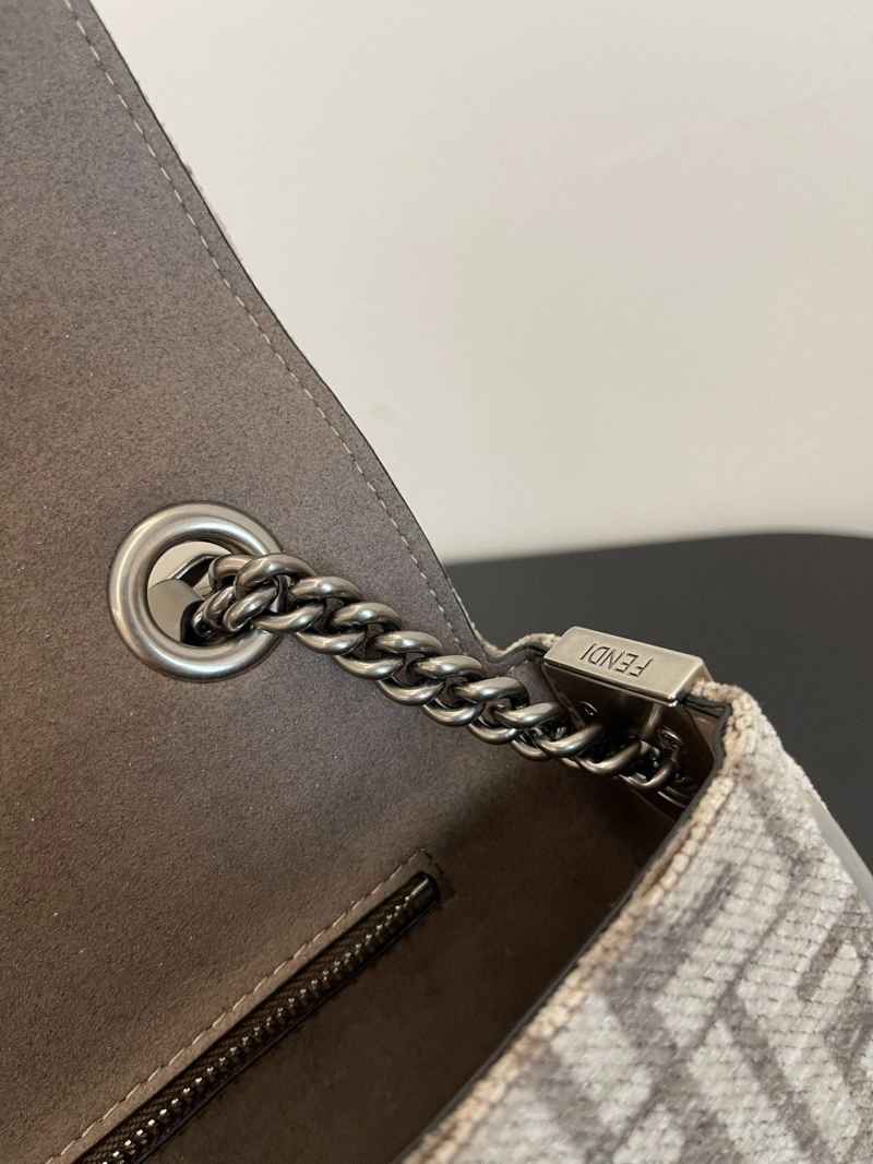 Fendi Baguette Bags 4222C-0275