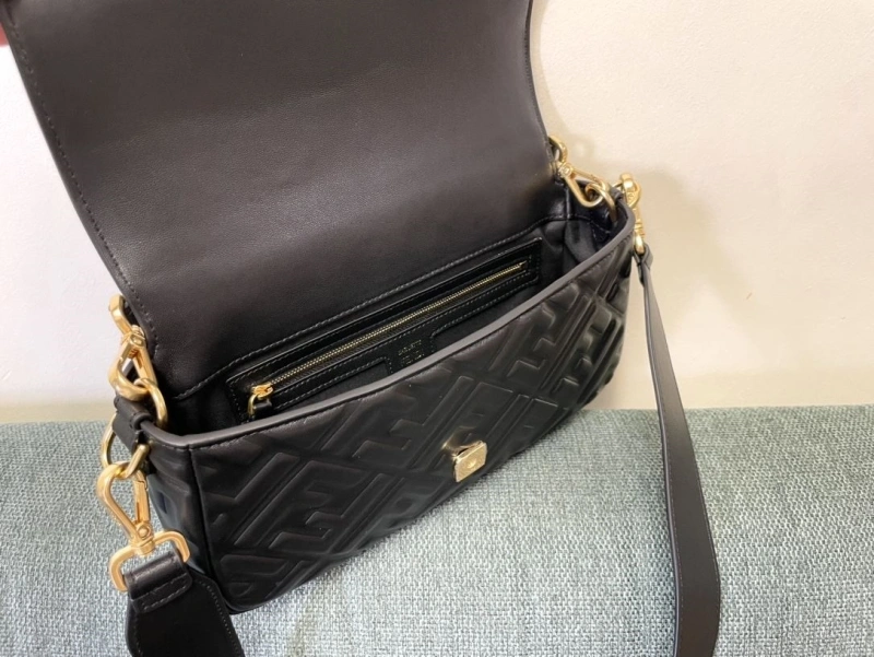 Fendi Baguette Bags 4222C-0285