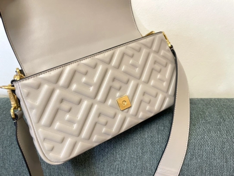 Fendi Baguette Bags 4222C-0288