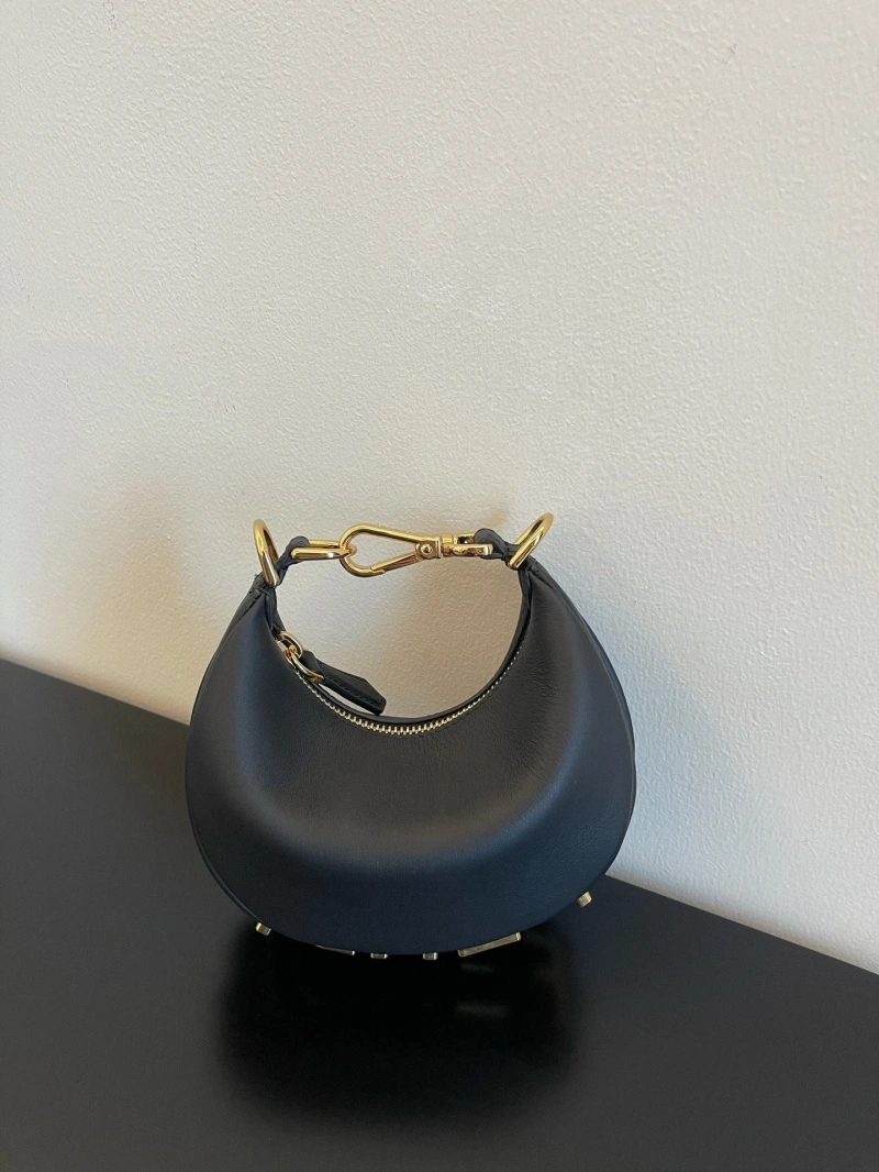 Fendi Top Handle Bags 4222C-0320