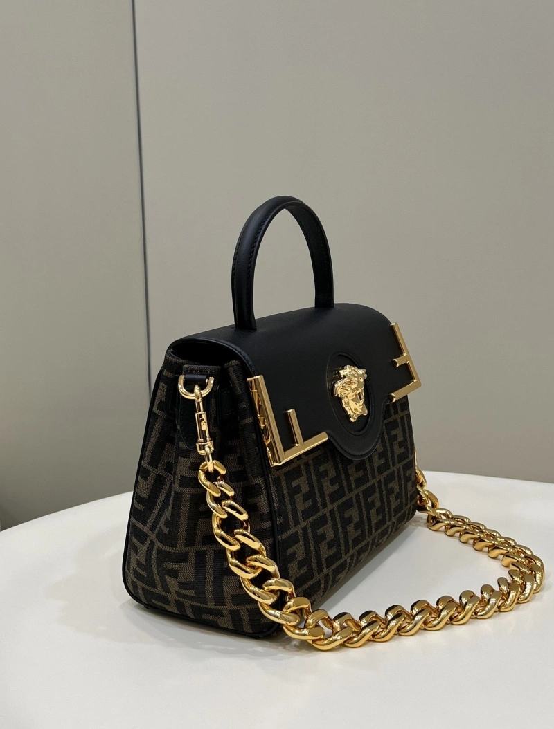 Fendi Top Handle Bags 4222C-0328