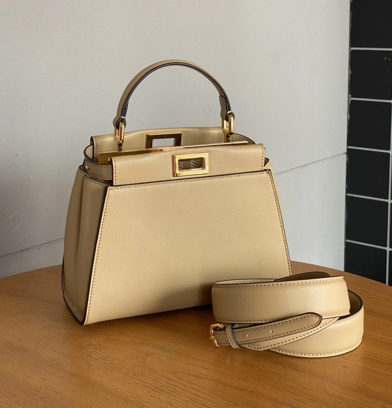 Fendi Top Handle Bags 4222C-0338