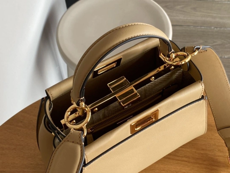 Fendi Top Handle Bags 4222C-0338