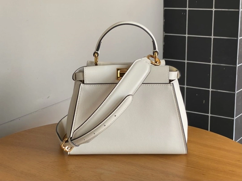Fendi Top Handle Bags 4222C-0340
